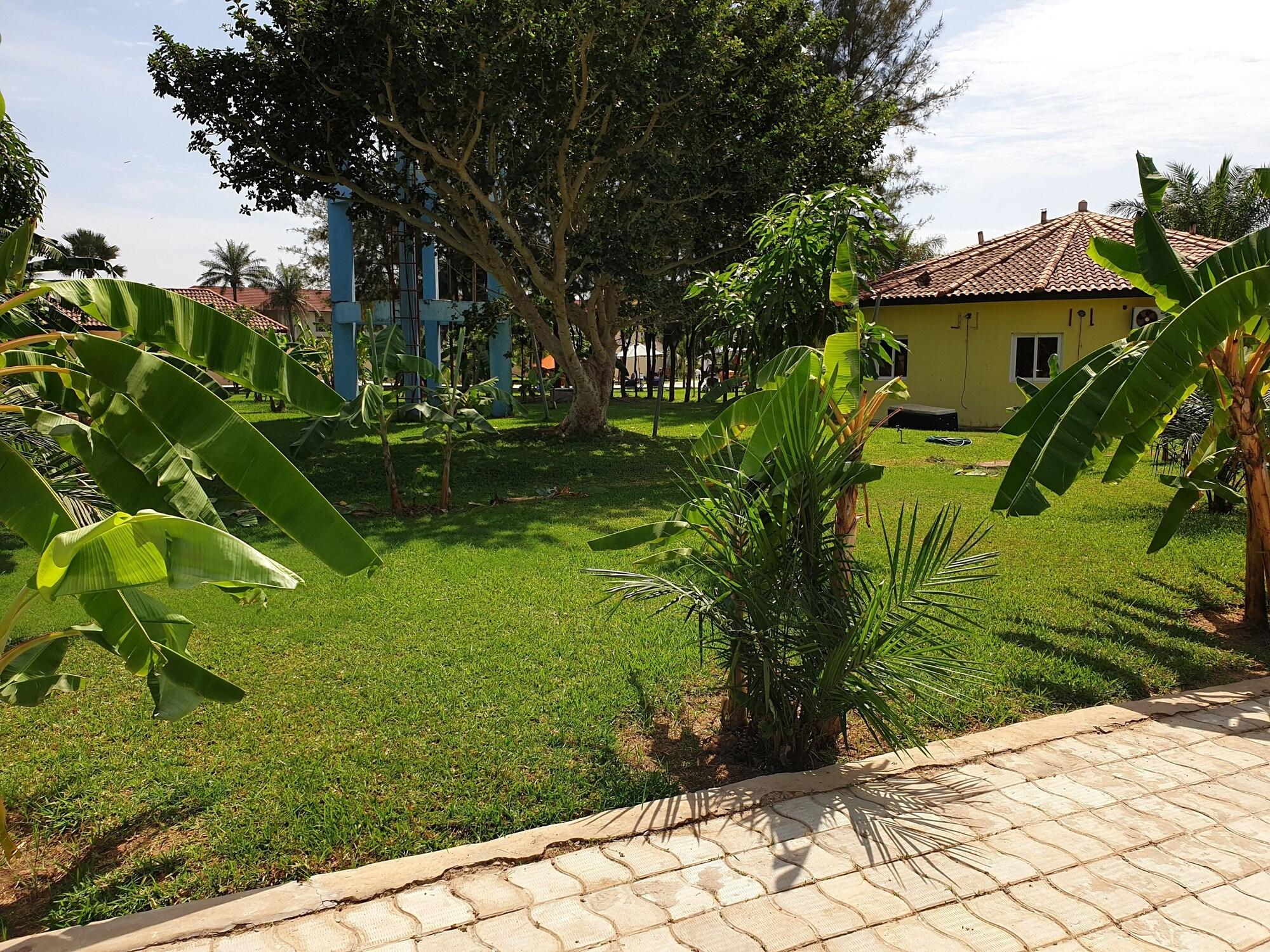Djeliba Resort Серекунда Экстерьер фото